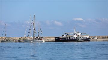 انطلاق أول سفن أسطول الصمود العالمي من تونس إلى غزة