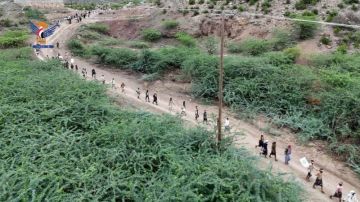 مسير ومناورة لخريجي دورات طوفان الأقصى ، للمربعين الغربي والأوسط بالتعزية