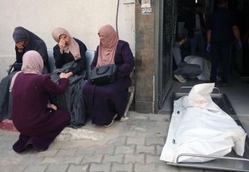 استشهاد 9 فلسطينيين بقصف طائرات العدو الإسرائيلي في النصيرات ومدينة غزة