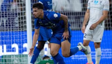 الهلال يعود لطريق الانتصارات في الدوري السعودي من بوابة الأخدود الهلال يعود لطريق الانتصارات في الدوري السعودي من بوابة الأخدود