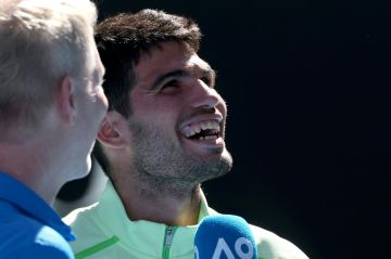 بطولة أستراليا: ألكاراس يتابع زحفه نحو لقب أول وتأهل صعب لسابالينكا وخروج باوليني