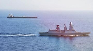 أسبيدس تعلن تأمين مرور 1450 سفينة بالبحر الأحمر أسبيدس تعلن تأمين مرور 1450 سفينة بالبحر الأحمر