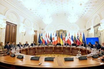 الغارديان: منتدى دافوس هو الفرصة الأخيرة لإنقاذ النظام العالمي