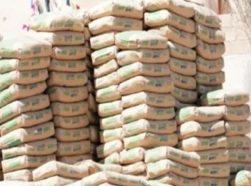 مليشيا الحوثي تفرض جرعة سعرية جديدة على الأسمنت تهدد بتوقف قطاع البناء