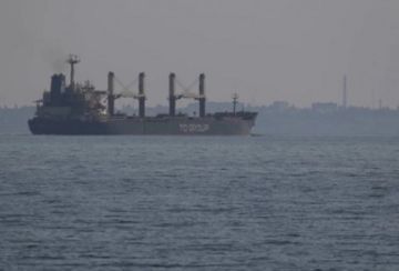 الدفاع الروسية: الهجوم على ناقلة نفط في البحر الأسود تم بمسيرتين أوكرانيتين