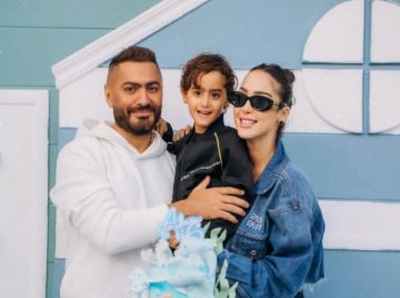 تامر حسني وبسمة بوسيل يحتفلان بالسنة الجديدة مع أبنائهما