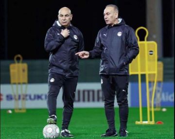 حسام حسن يستبعد نجمي منتخب مصر من مباراة بنين