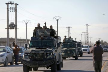 سكان يخلون مناطق يسيطر عليها الأكراد شرق حلب بعد تحذير من الجيش السوري