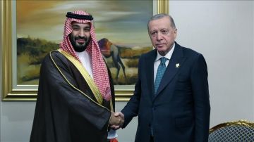 الرئيس أردوغان يبحث مع ولي العهد السعودي قضايا إقليمية ودولية