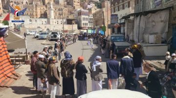 وقفات حاشدة بالمحويت وفاء لشهيد القرآن واستمرارا في التعبئة وقفات حاشدة بالمحويت وفاء لشهيد القرآن واستمرارا في التعبئة