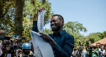 الشرطة الأوغندية تنفي اعتقال زعيم المعارضة بوبي واين