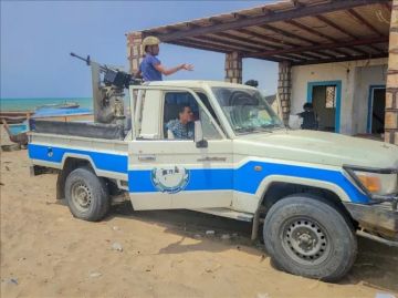 هروب جماعي لعشرات السجناء من السجن المركزي بأبين قبيل وصول درع الوطن .. وشكوك حول تورط مسؤولين أمنيين