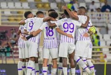 العين يستعيد صدارة الدوري الإماراتي بفوز مثير على كلباء