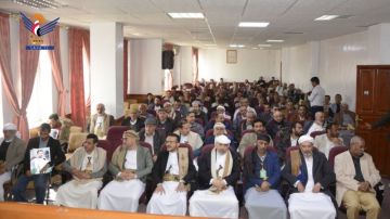 السلطة القضائية تحيي سنوية الشهيد الرئيس الصماد وتزور ضريحه وتسلم نجله درع الوفاء