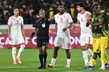 مالي تخطف تعادلا مثيرا أمام تونس في أمم أفريقيا مالي تخطف تعادلا مثيرا أمام تونس في أمم أفريقيا