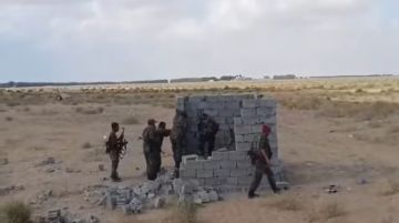 بعد شائعة توقف حماية الأراضي.. بسط عشوائي يهدد موقع مطار بئر أحمد المستقبلي