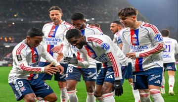 هاتريك نجم ريال مدريد يقود ليون لاكتساح ميتز في الدوري الفرنسي