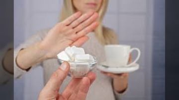 تطورات صحية لافتة ومفاجآت تطرأ على جسمك عند التوقف عن السكر لمدة 30 يوما