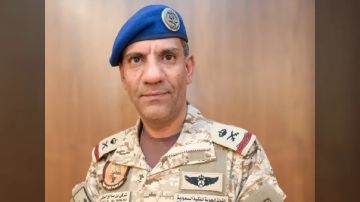 تحالف دعم الشرعية يعلن تنفيذ ضربات استباقية لإفشال تصعيد عسكري وهروب عيدروس الزبيدي تحالف دعم الشرعية يعلن تنفيذ ضربات استباقية لإفشال تصعيد عسكري وهروب عيدروس الزبيدي