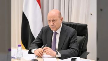 سبب تأجيل خطاب رئيس مجلس القيادة الرئاسي رشاد العليمي