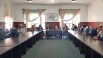 تدشين أعمال اللجنة الرئاسية المكلفة بتقييم تنفيذ خطط 1445 1446هـ في المحويت تدشين أعمال اللجنة الرئاسية المكلفة بتقييم تنفيذ خطط 1445 1446هـ في المحويت