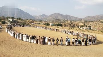 لقاءات مسلحة في حجة تأكيدا للجهوزية لمواجهة الأعداء لقاءات مسلحة في حجة تأكيدا للجهوزية لمواجهة الأعداء