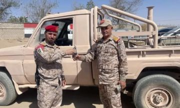 الشرطة العسكرية بمأرب تسلم طقما عسكريا تابعا للمنطقة العسكرية الأولى