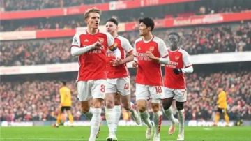 القناة الناقلة لمباراة إنتر ميلان ضد آرسنال في الجولة السابعة من دوري أبطال أوروبا