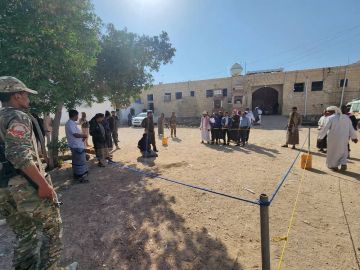 النيابة العامة بسيئون تنفذ حكم الإعدام قصاصا بحق مدان بجريمة قتل عمد النيابة العامة بسيئون تنفذ حكم الإعدام قصاصا بحق مدان بجريمة قتل عمد