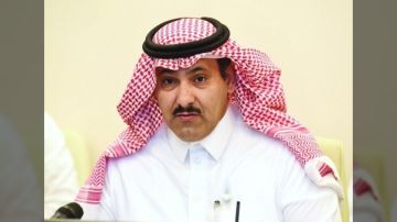 اخرها منع طائرة سعودية في عدن.. السفير آل جابر يحمل عيدروس الزبيدي مسؤولية تقويض السلام في اليمن