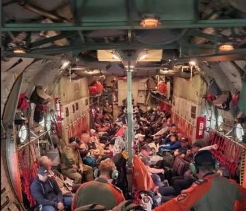 صحيفة سعودية: لماذا اختار الأسد والزبيدي العملاق الروسي للهروب؟