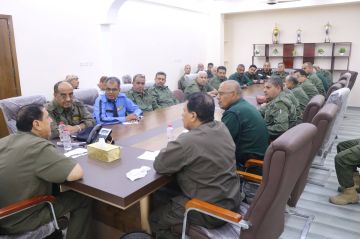 مدير أمن العاصمة عدن يترأس اجتماعا أمنيا موسعا بمدراء مراكز الشرطة