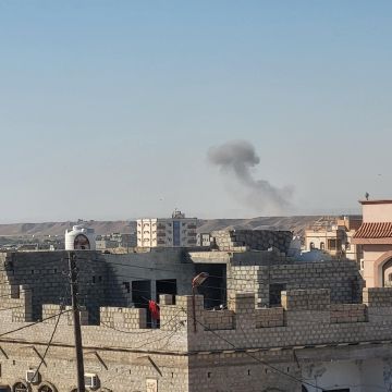 الطيران السعودي يشن غارات على الغيضة بمحافظة المهرة