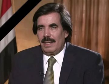 رئاسة الجمهورية اليمنية تعلن الحداد وتنكيس الأعلام ثلاثة أيام بوفاة علي سالم البيض