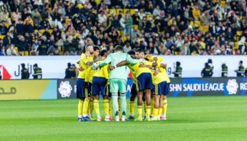 النصر يقبل هدية الهلال ويهزم الخلود بثلاثية