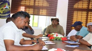 اجتماع انتقالي سقطرى يجدد التفويض للرئيس الزبيدي وإعلان دولة الجنوب العربي