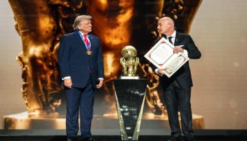 سياسي فرنسي يطالب الفيفا باستبعاد أمريكا من استضافة كأس العالم 2026