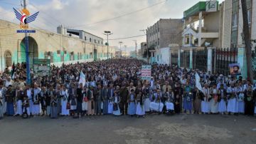 مسيرة ووقفات حاشدة في حجة تأكيدا على العهد لشهيد القرآن والتعبئة مستمرة