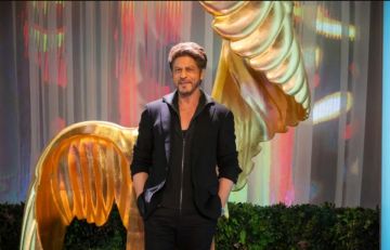 شاروخان يكشف عن أكثر ما يفضله في السعودية خلال حفل Joy Awards