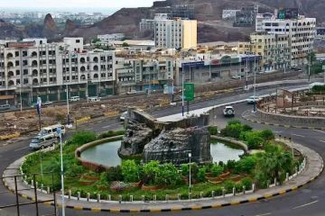 أنباء عن وصول وفد عسكري للتحالف العربي إلى عدن.. والكشف عن مهمته