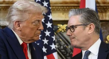 رئيس الوزراء البريطاني: ترامب مخطئ بفرض رسوم جمركية بسبب غرينلاند رئيس الوزراء البريطاني: ترامب مخطئ بفرض رسوم جمركية بسبب غرينلاند