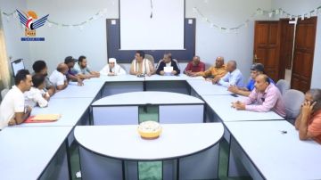 اجتماع بالحديدة يناقش خطة دعم الجبهة الثقافية وتفعيل دور الفنانين والمبدعين