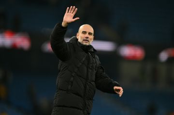 بطولة إنكلترا: غوارديولا يؤكد أن سيتي مطالب بمطاردة 