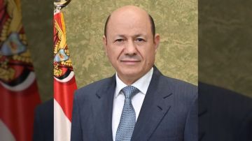 رئيس مجلس القيادة الرئاسي يوجه بإغلاق السجون غير القانونية في ثلاث محافظات