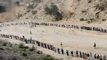 لقاءات مسلحة في حجة تأكيدا للمضي على نهج شهيد القرآن لقاءات مسلحة في حجة تأكيدا للمضي على نهج شهيد القرآن