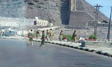 السعودية تبقي على 5 فصائل في عدن مع بدء إخلاء معسكرات الانتقالي السعودية تبقي على 5 فصائل في عدن مع بدء إخلاء معسكرات الانتقالي