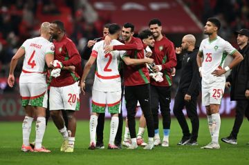 أمم إفريقيا: المغرب يثأر من الكاميرون بعد 38 عاما ويلحق بالسنغال الى نصف النهائي