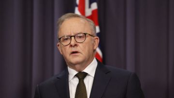 رئيس وزراء أستراليا يرحب بقوانين مكافحة تنظيم الأسلحة رئيس وزراء أستراليا يرحب بقوانين مكافحة تنظيم الأسلحة