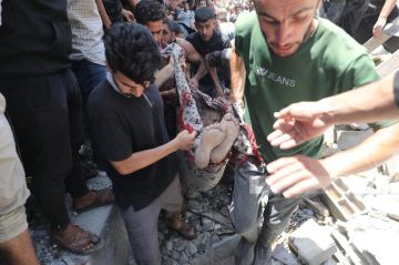 ارتفاع حصيلة العدوان الصهيوني على غزة إلى 71,388 شهيدا ارتفاع حصيلة العدوان الصهيوني على غزة إلى 71,388 شهيدا