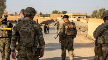 قسد تستهدف نقاطا أمنية سورية بريف دير الزور